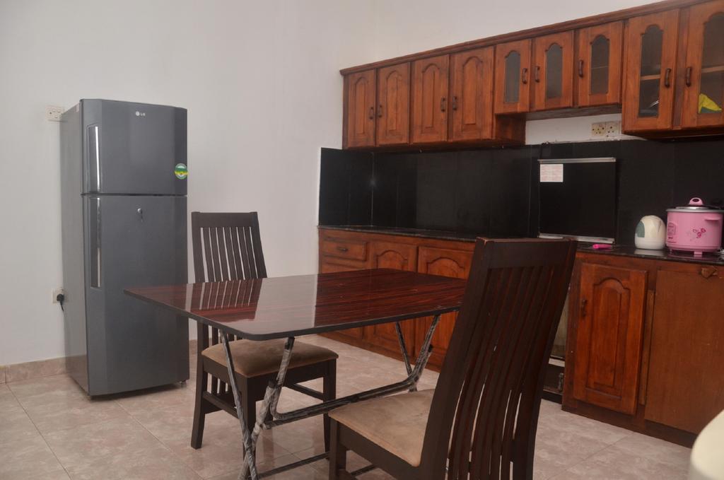 The Number 8 Apartment Dehiwala-Mount Lavinia Bagian luar foto